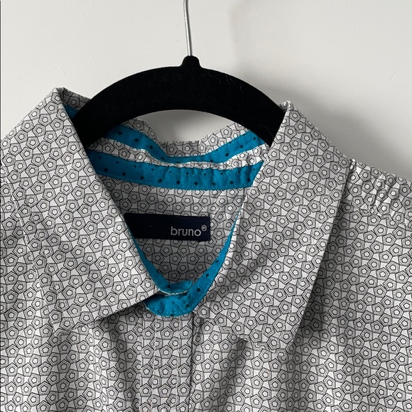 Shortsleeved Buttondown shirt - Picture 3 of 3